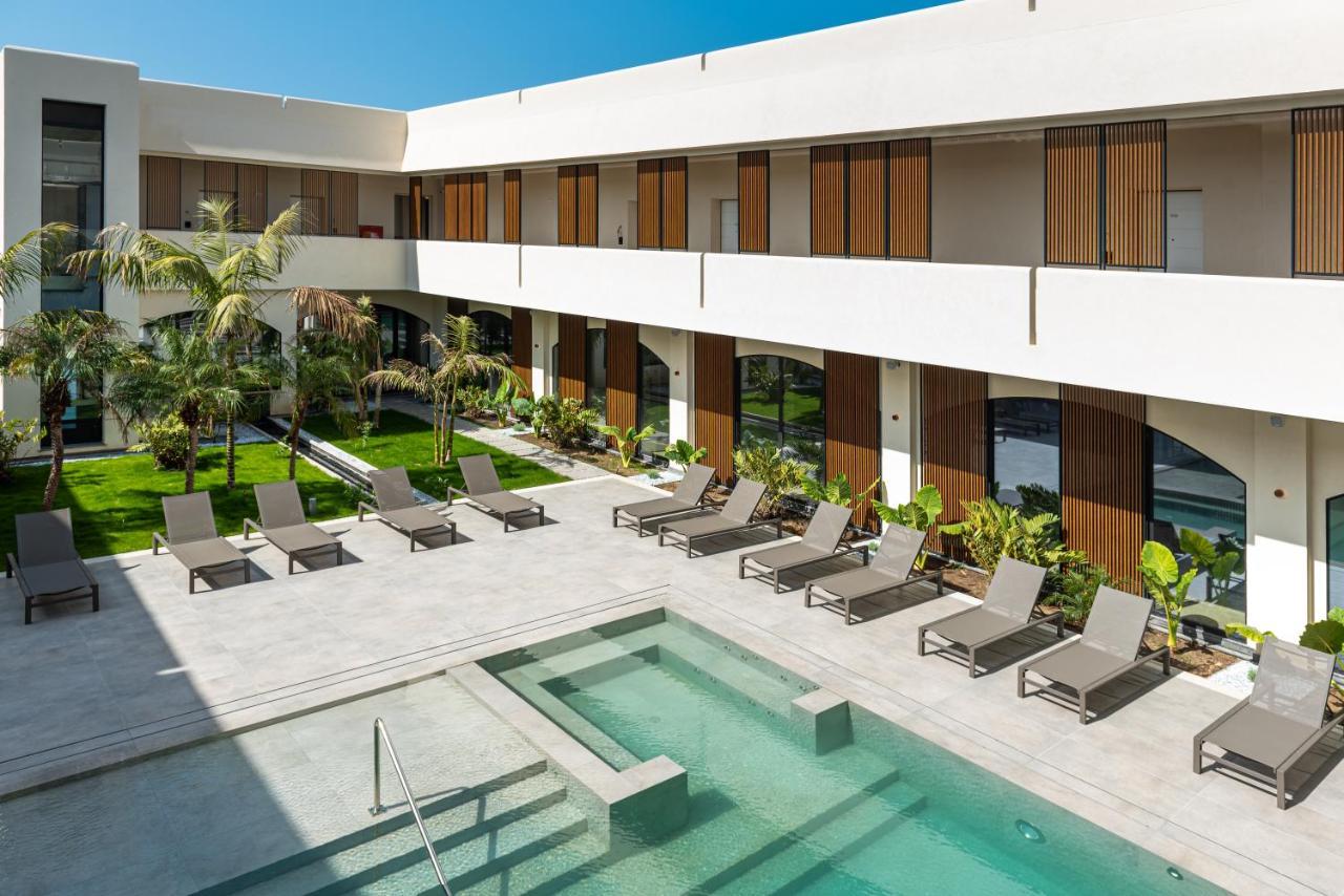 Limen Wellness Hotel & Spa Campofelice Di Roccella Exterior photo