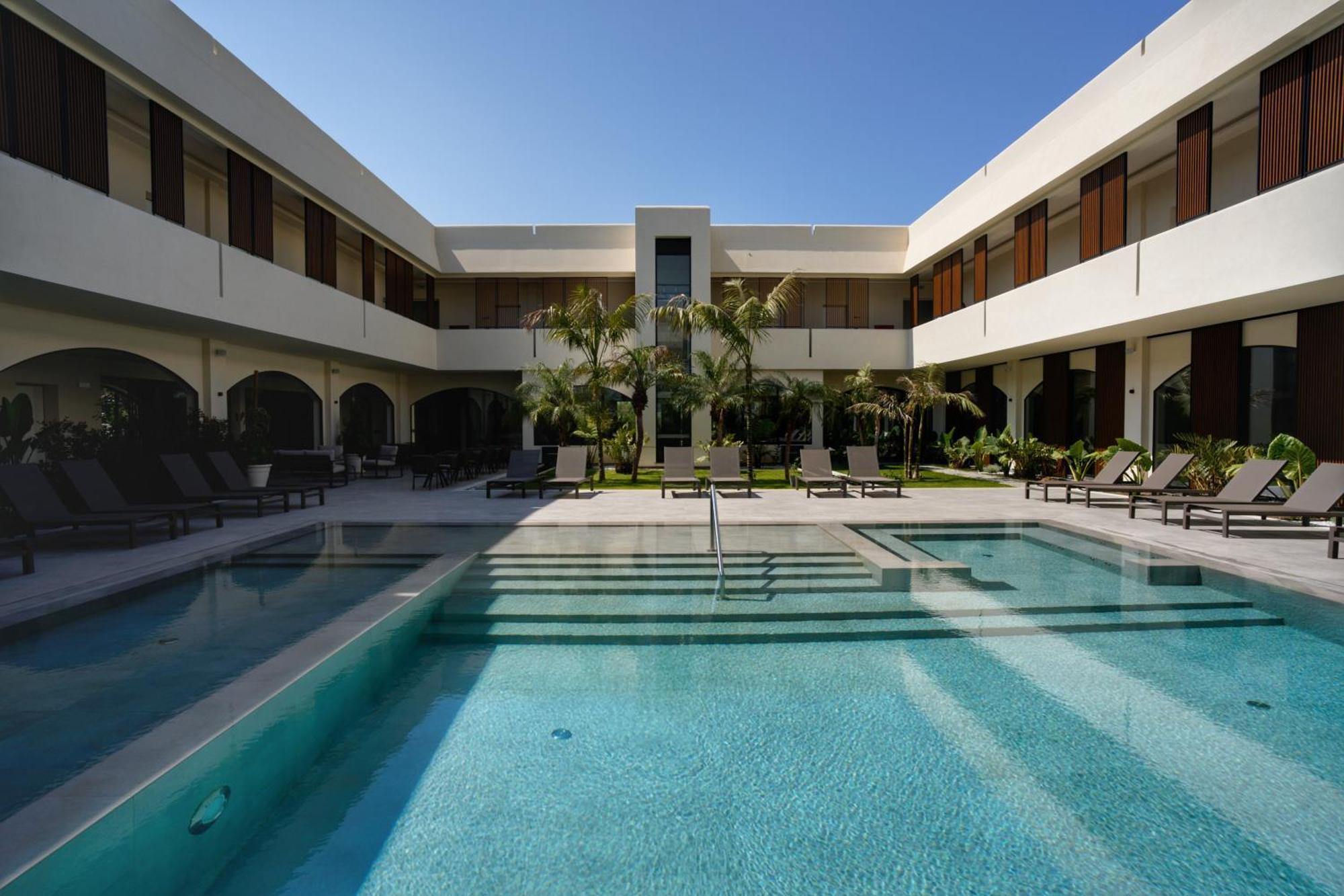 Limen Wellness Hotel & Spa Campofelice Di Roccella Exterior photo